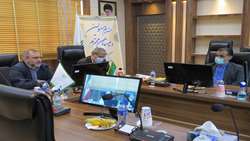 تقدیم گزارش هدیه بازرسی‌کل استان مرکزی به استاندار